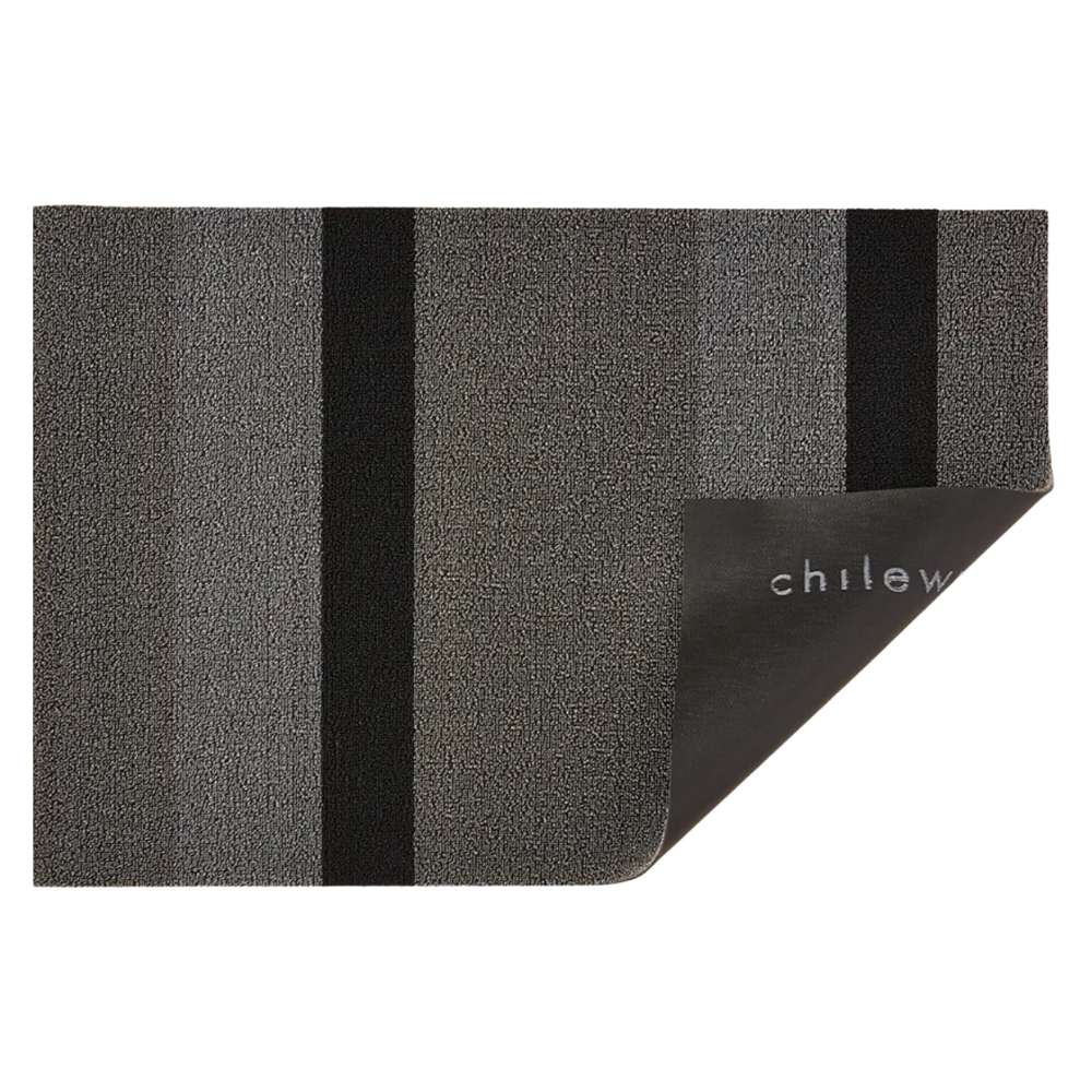 CHILEWICH BOLD STRIPE SHAG UTILITY SILVER/BLACK 24X36