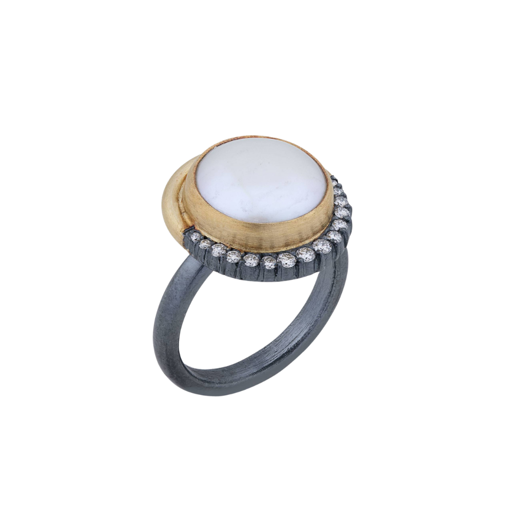 LIKA BEHAR 22K YELLOW GOLD AND OXIDIZED SILVER PEARL RING