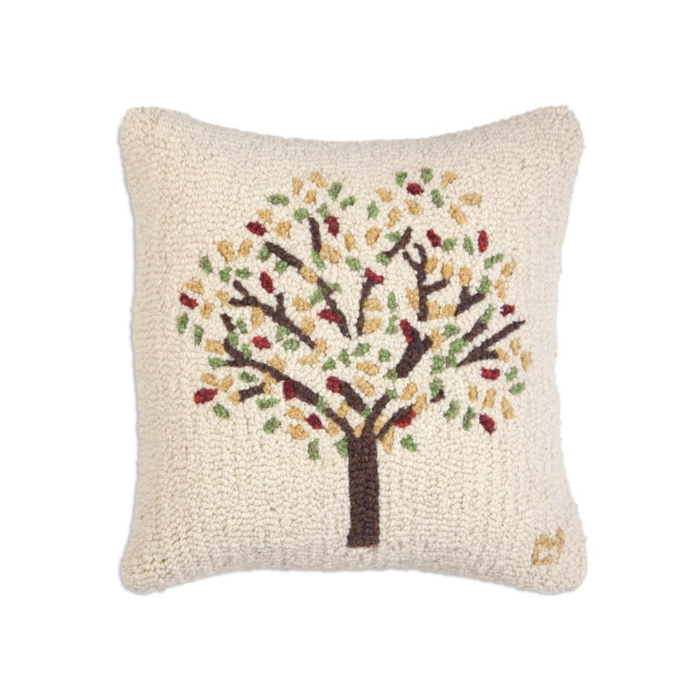 CHANDLER 4 CORNERS TREE OF LIFE HAND-HOOKED PILLOW