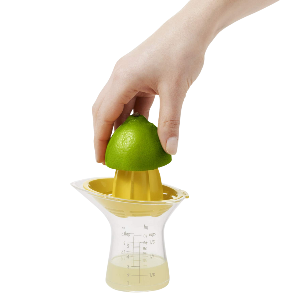 OXO GOOD GRIPS SMALL CITRUS JUICER